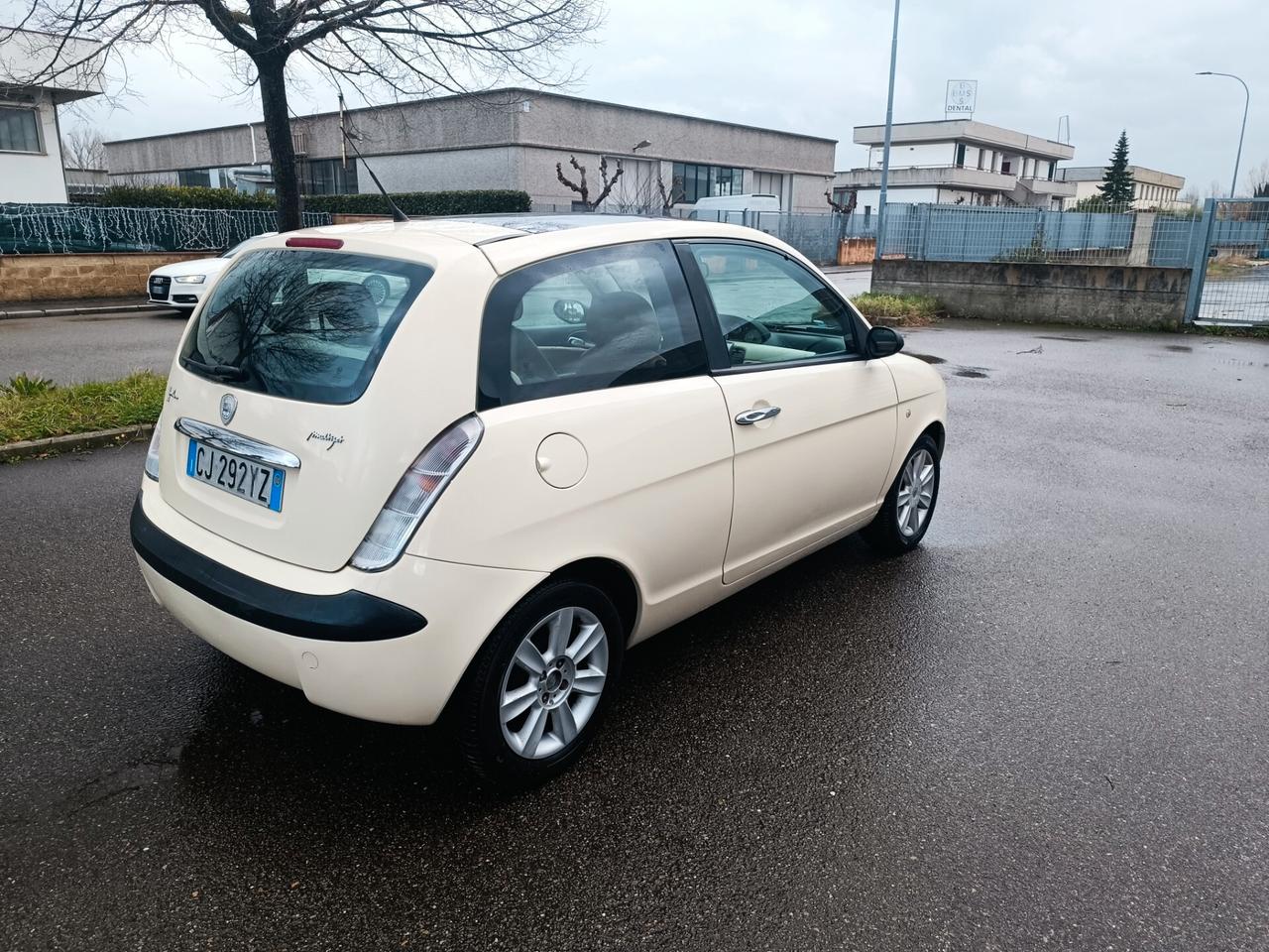 Lancia Ypsilon 1.3 Multijet TETTO APRIBILE