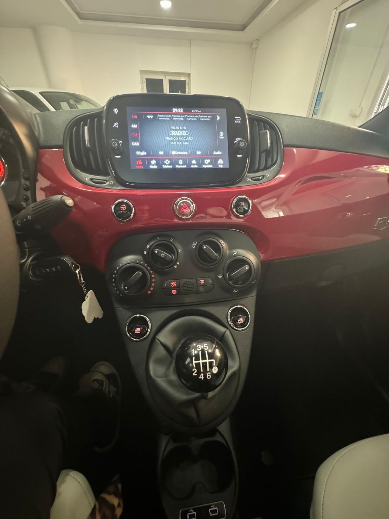 Fiat 500 1.0 Hybrid Dolcevita