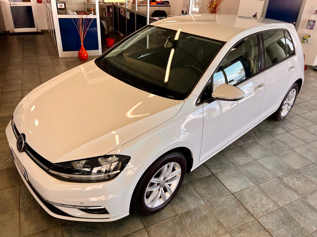 Volkswagen Golf 1.6 TDI 115 CV 5p. Business BlueMotion Technology