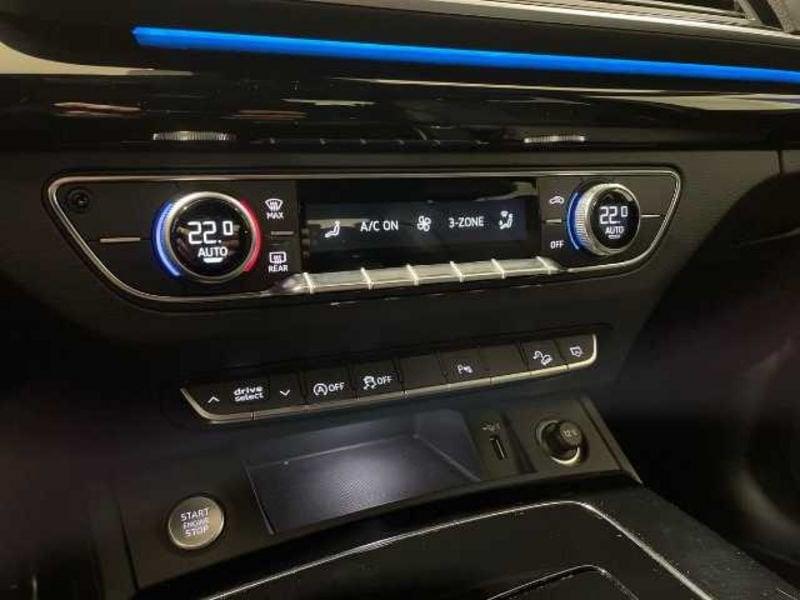 Audi Q5 I Sportback 2021 40 2.0 tdi mhev 12V Identity Black quattro s-tronic 204cv