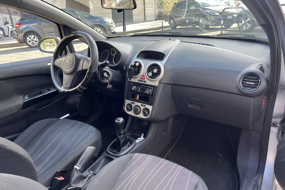 OPEL Corsa 1.2 3 porte Enjoy