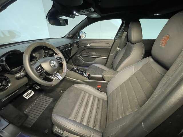 Alfa Romeo Junior 1.2 Hybrid 145cv Q4 Intensa EDTC6 + Tetto Apribile