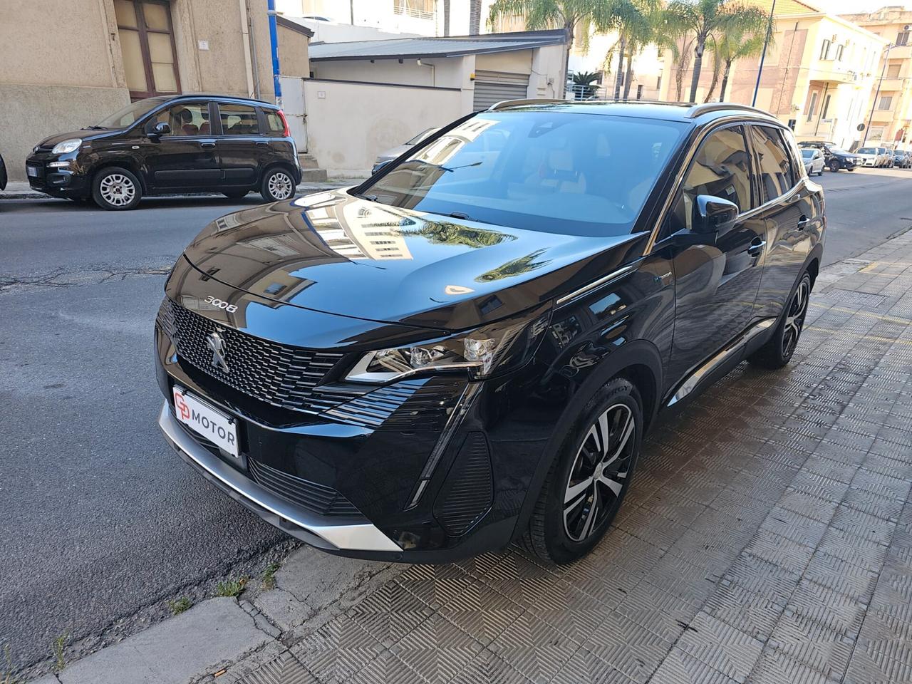 Peugeot 3008 Hybrid4 300 e-EAT8 GT