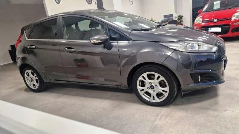 Ford Fiesta 1.5 TDCi 75 CV Titanium