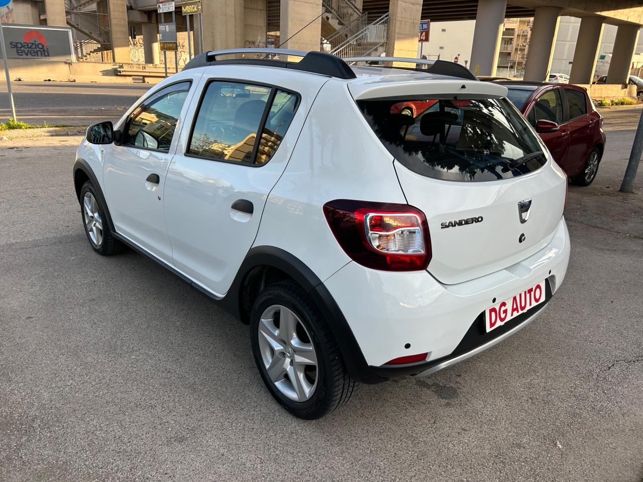 Dacia Sandero Stepway 1.5 dCi 90 cv 2014