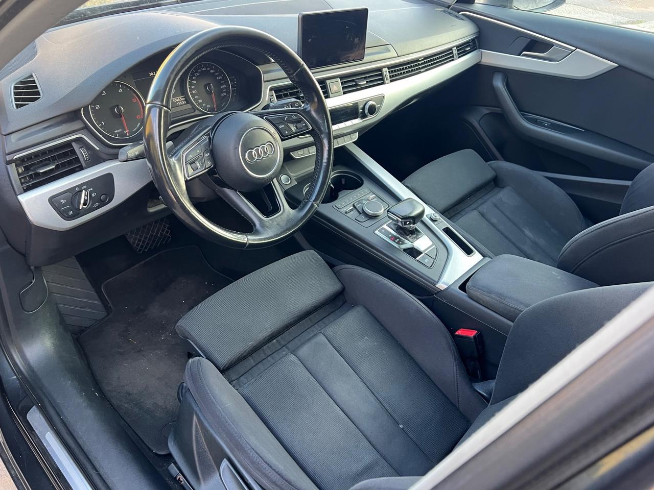 Audi A4 Avant 2.0 TDI 122 CV Business Sport