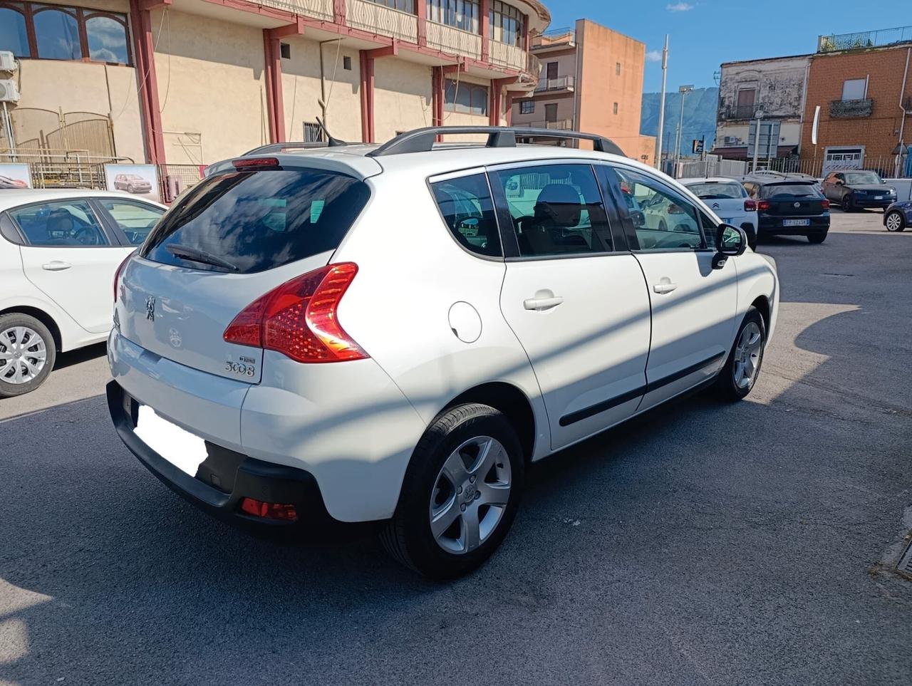 Peugeot 3008 1.6 e-HDi 112CV cambio robotizzato S.&S. Business