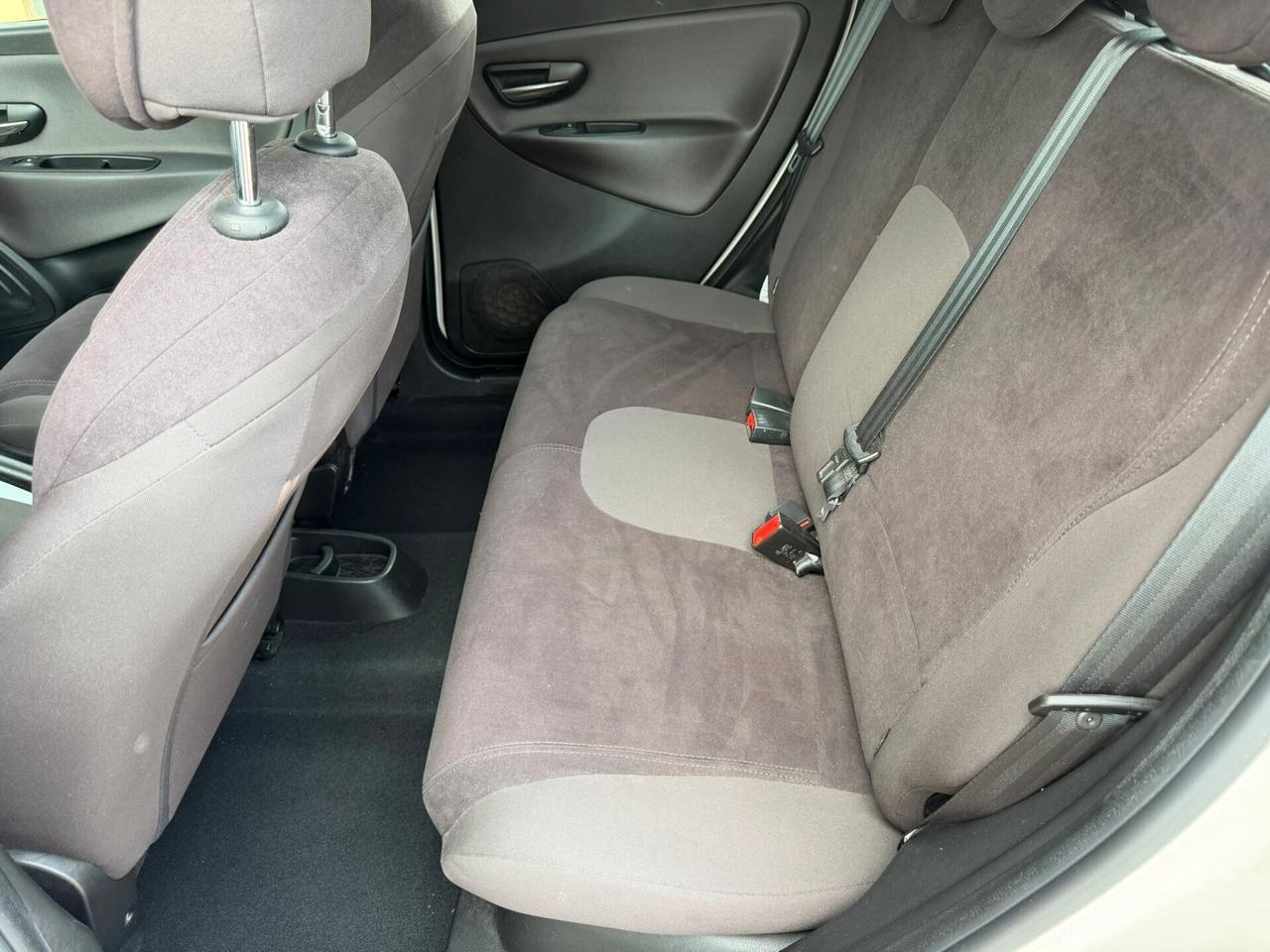 Lancia Ypsilon 1.2 69 CV 5p. GPL Ecochic Gold NEOPATENTATI