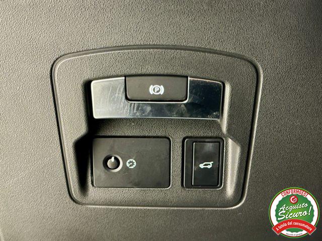 LAND ROVER Range Rover Velar 2.0 TD4 180CV SE *CERCHIO 22"*