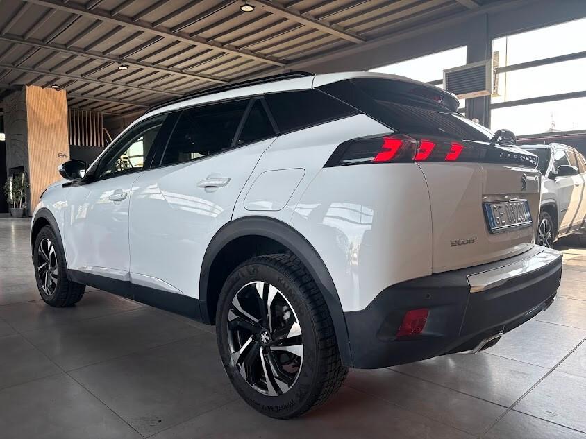 Peugeot 2008 PureTech 130 EAT 8 Allure 60.000KM