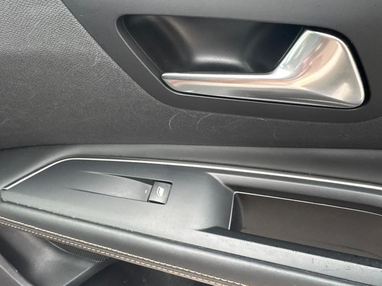 Peugeot 3008 2.0 hdi 150 S&S GT Line TETTO GARANZIA