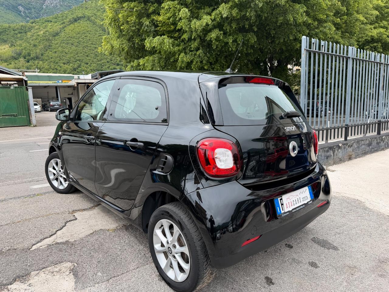 Smart ForFour 70 1.0 Youngster