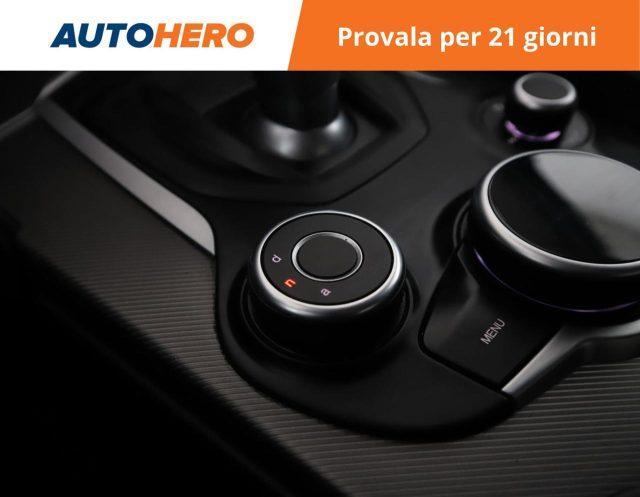ALFA ROMEO Giulia 2.0 Turbo 280 CV AT8 AWD Q4 Veloce