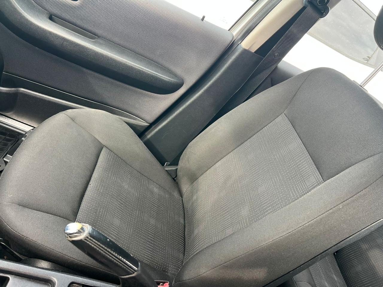 Mercedes-benz A 160 CDI BlueEFFICIENCY Avantgarde