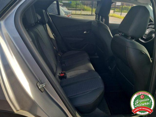 PEUGEOT 2008 BlueHDi 130 S&S EAT8 Allure Navi Pack