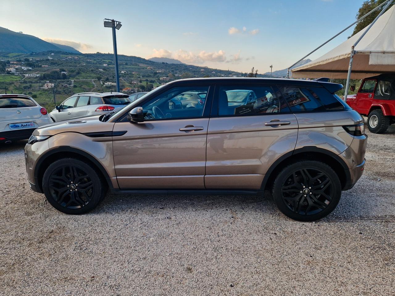 Land Rover Range Evoque 2.0 TD4 150 CV 5p. Business Edition Pure