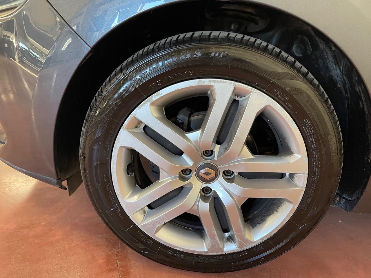 Renault Clio dCi 8V 90 CV 5 porte Moschino Intens