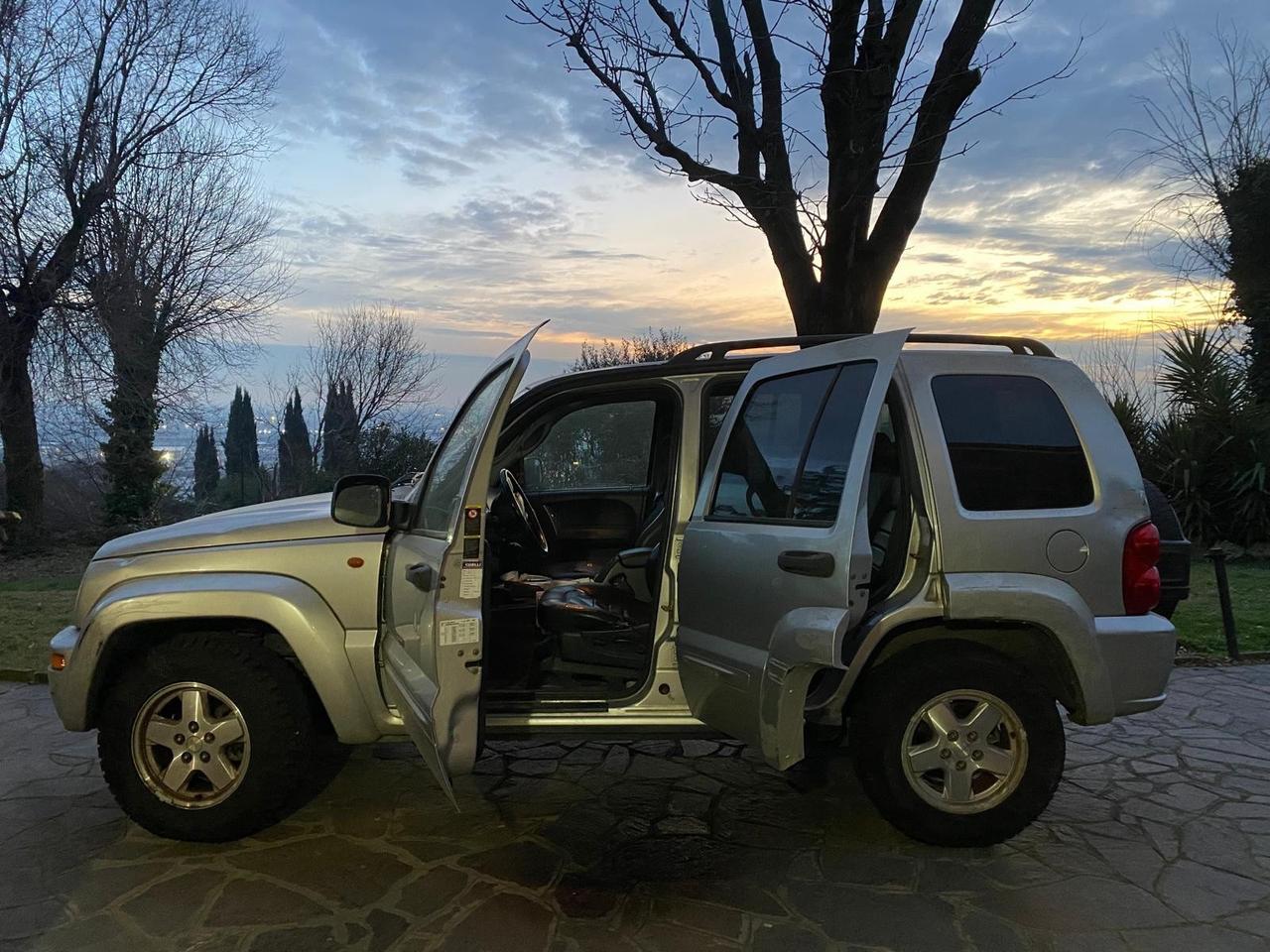 Jeep Cherokee 2.8 CRD Limited