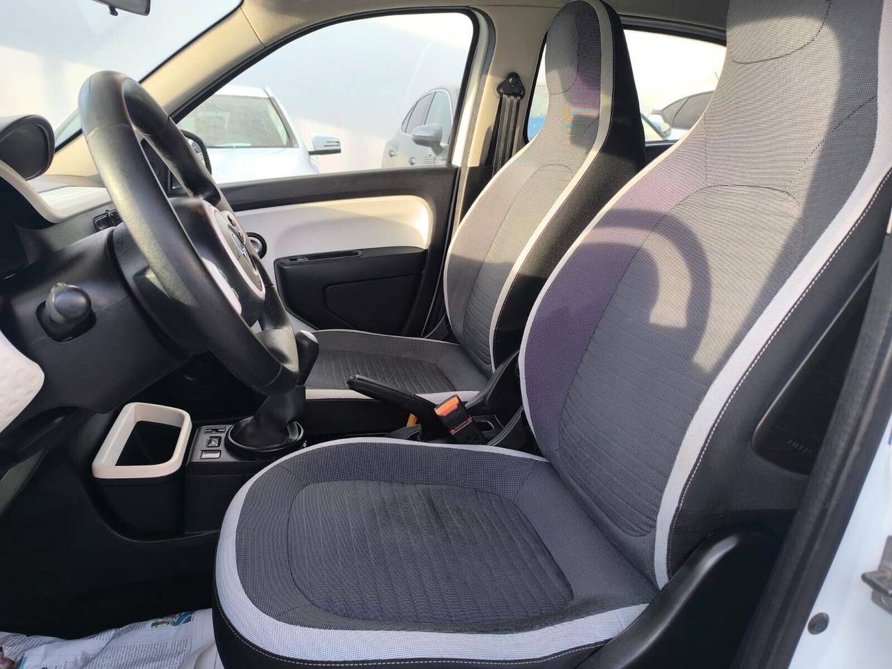 Renault Twingo 1.0 SCe 69 CV Live 2015