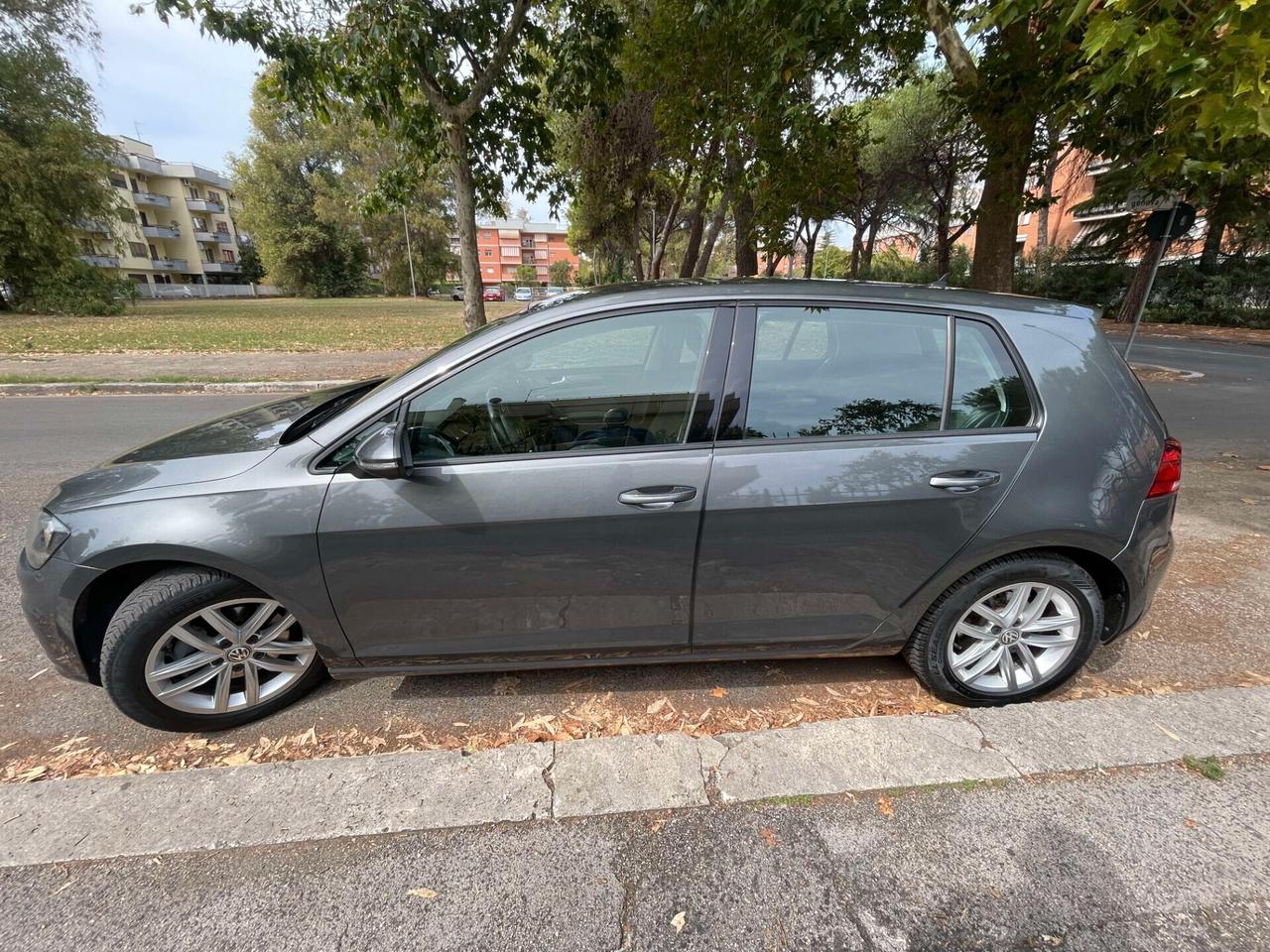 Volkswagen Golf 24 MESI DI GARANZIA AUTOMATICA DSG 1.6 TDI Executive BlueMotion Technology