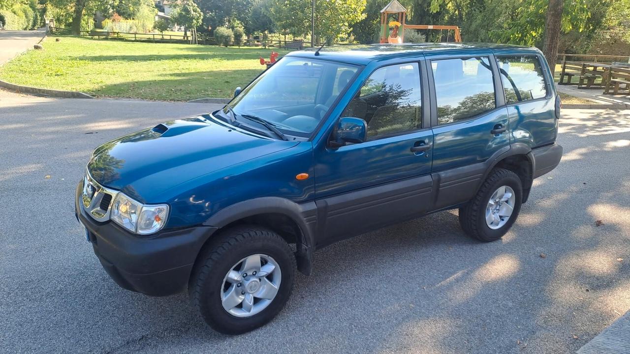 Nissan Terrano II 3.0 DiT 7 posti lEGGERE BENE