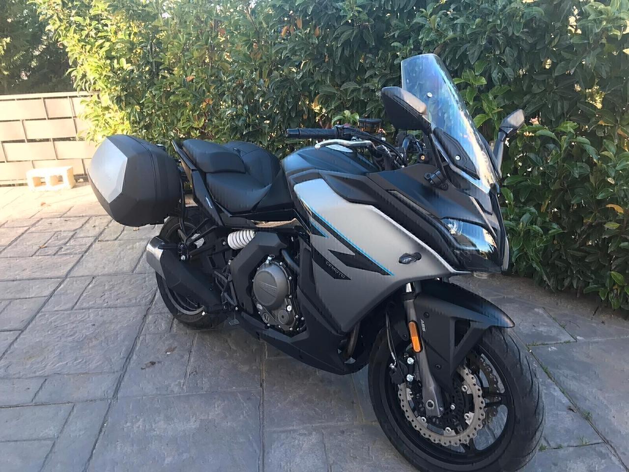 Cf 650 GT sport km1200 7/2024 in garanzia