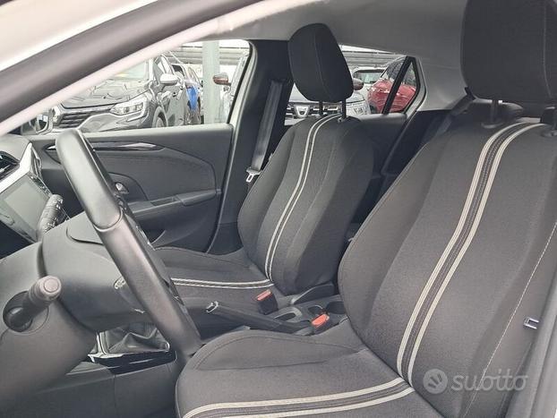 Opel Corsa 1.2 Design & Tech