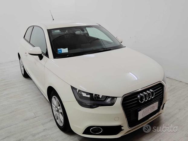 AUDI A1 1.6 TDI Attraction