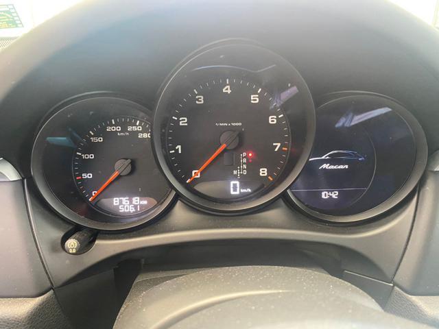 PORSCHE Macan 2.0