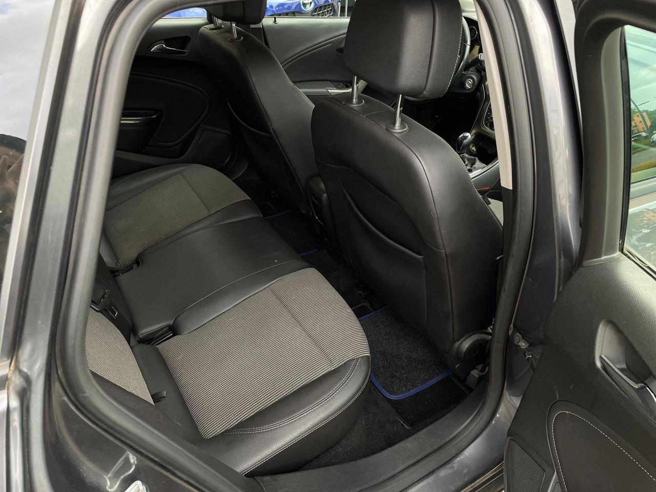 Opel Astra 1.7 CDTI 125CV Sports Tourer Cosmo