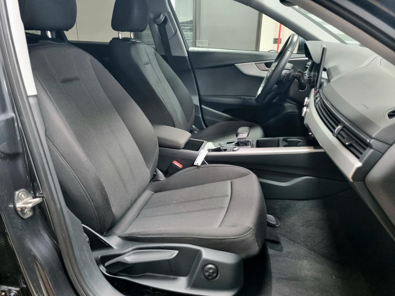 AUDI A4 AVANT 2.0 TDI 136 CV S tronic BUSINESS ADVANCED