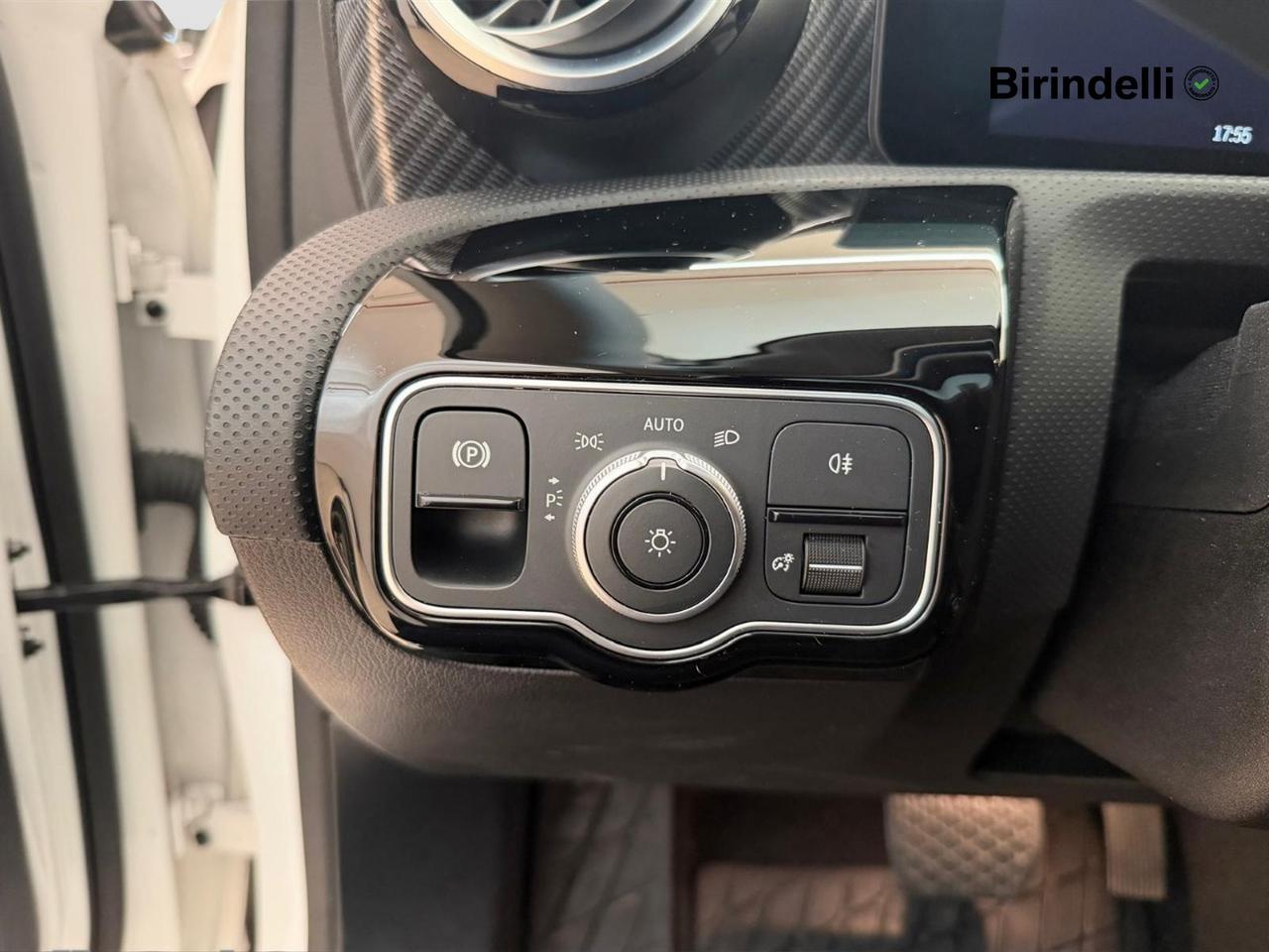 Mercedes-Benz Classe A (W177) - A 180 Automatic Progressive Advanced Plus