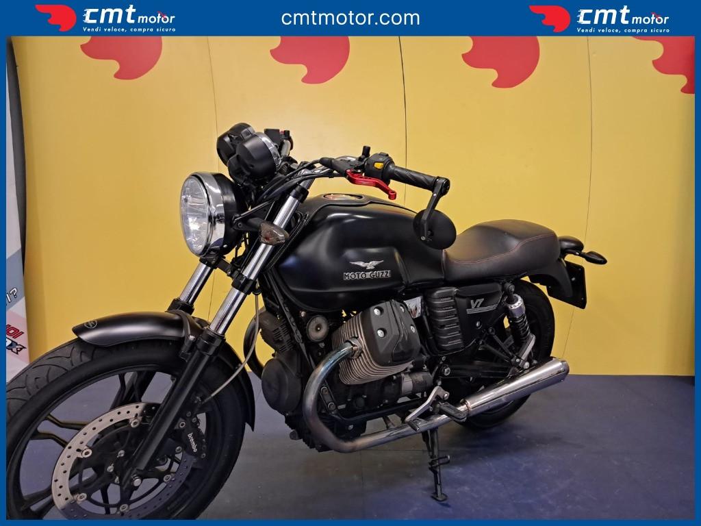 Moto Guzzi V7 - 2014