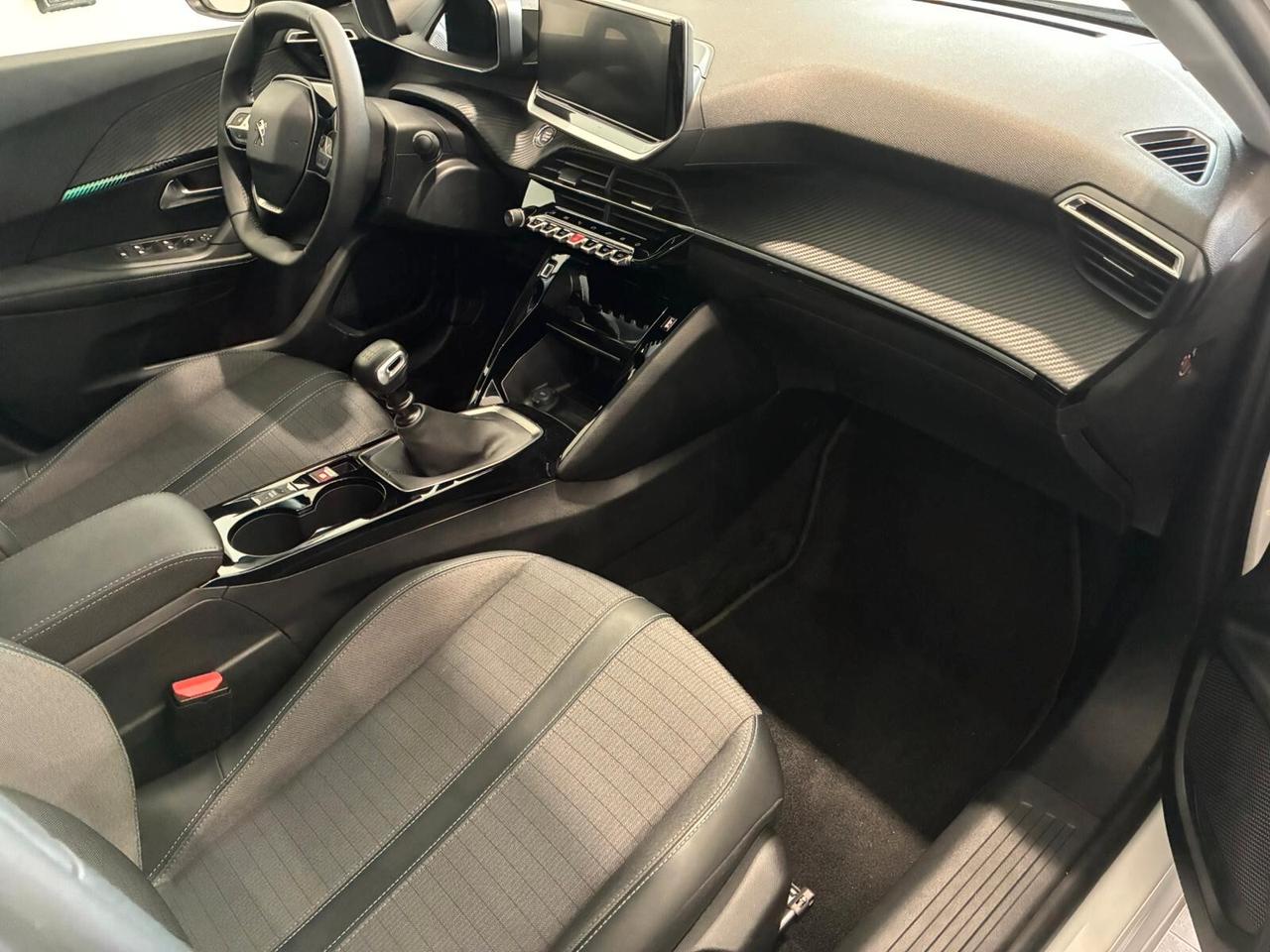 Peugeot 2008 PureTech 100 S&S Allure Pack