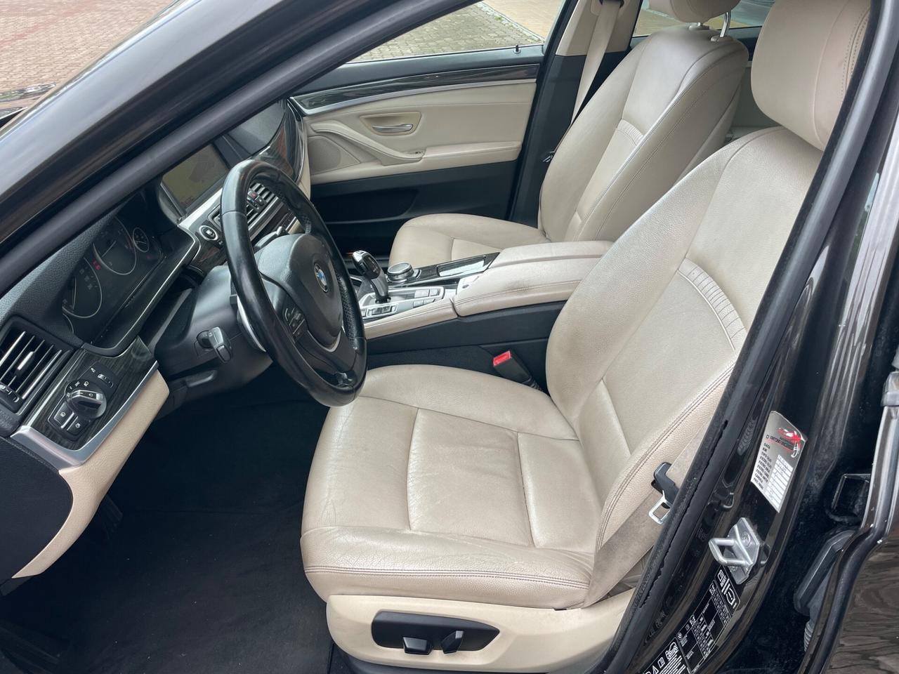 Bmw 520 520d xDrive Touring Luxury