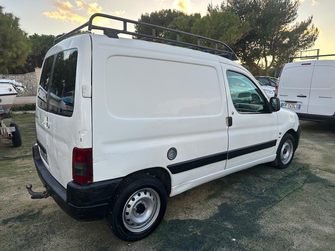 Peugeot Ranch 2.0 HDi 5p. XT