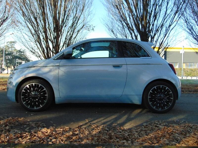 FIAT 500 (2020-->) 500e Berlina 42 kWh La Prima
