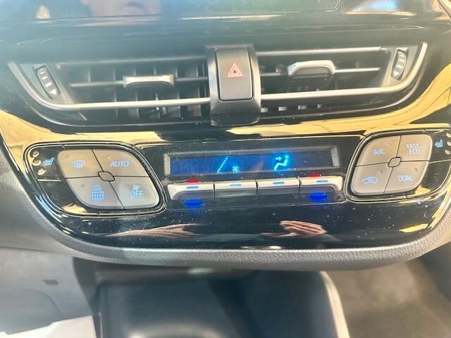 Toyota C-HR 1.8 Hybrid E-CVT Business