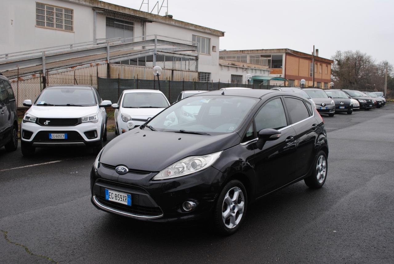 FORD FIESTA 1.2 82 CV OK NEOPATENTATI