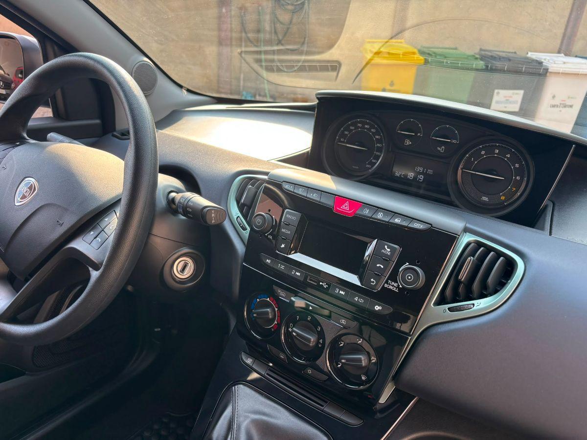 LANCIA Ypsilon 1.0 FireFly 5p.S&S Hybrid Oro