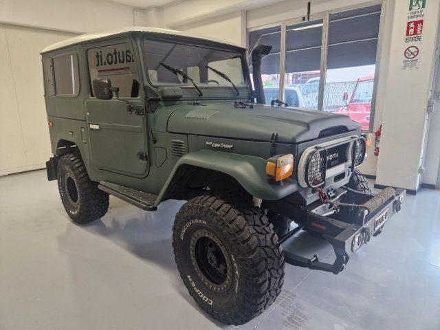 TOYOTA Land Cruiser BJ 40 BELLISSIMA