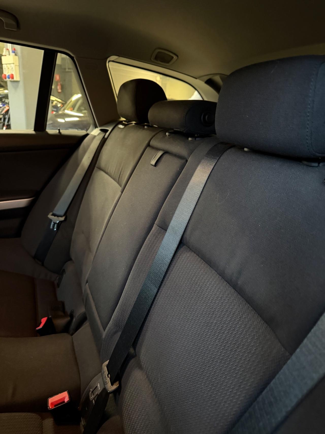 Bmw 318d TOURING ATTIVA KMCERT NAVIPRO