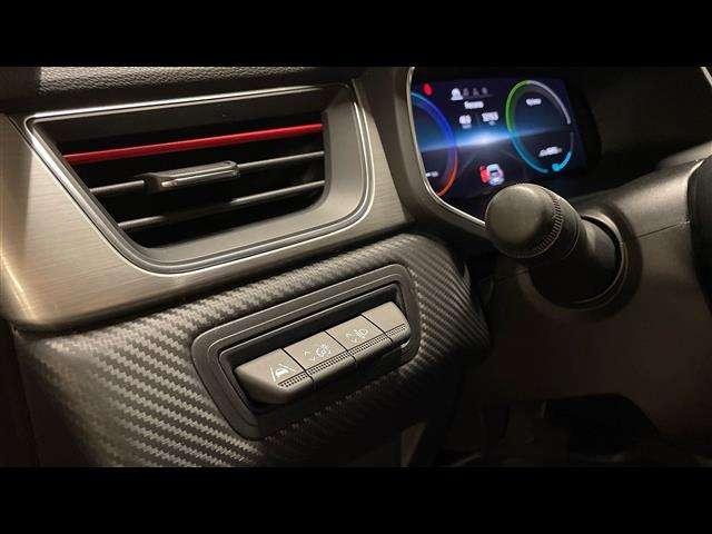 Renault Captur 1.6 E-Tech full hybrid Techno 145cv auto