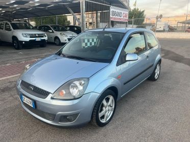 Ford Fiesta 1.4 TDCi 3p. Ghia 2006