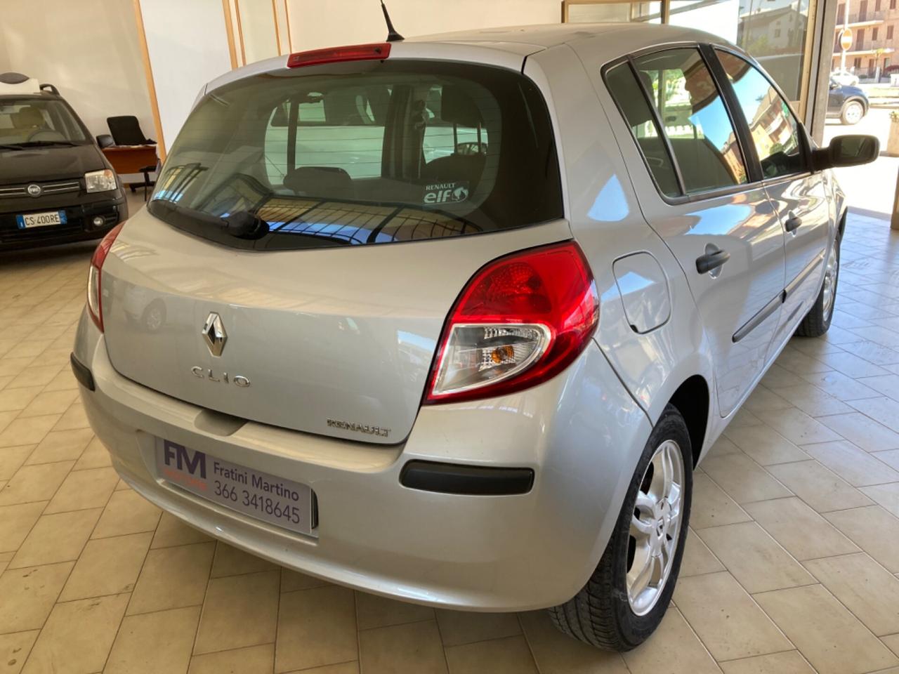 Renault Clio 1200 16 v benzina più gpl e neopatentati