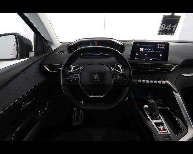 PEUGEOT 5008 BlueHDi 130 S&S EAT8 Crossway