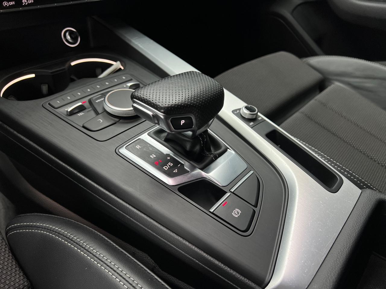 Audi A4 2.0 TDI 150 CV S tronic Sport
