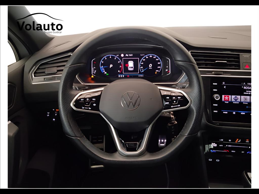VOLKSWAGEN Tiguan II 2021 - Tiguan 1.5 tsi R-Line 150cv dsg