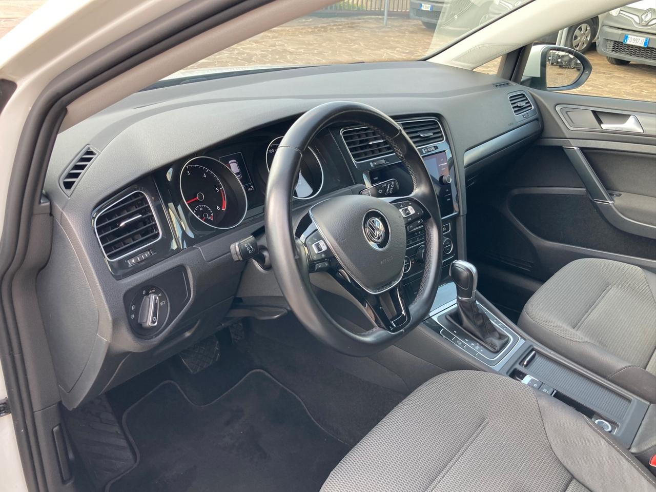 Volkswagen Golf 1.6 TDI 115CV DSG - 2019