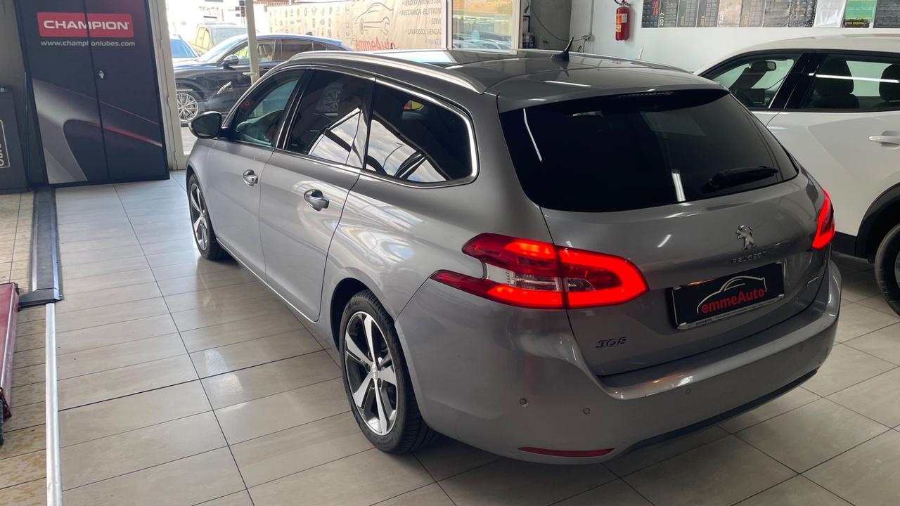 Peugeot 308 BlueHDi 120 S&S SW Allure